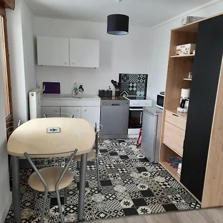 Mirabelle A Apartment *